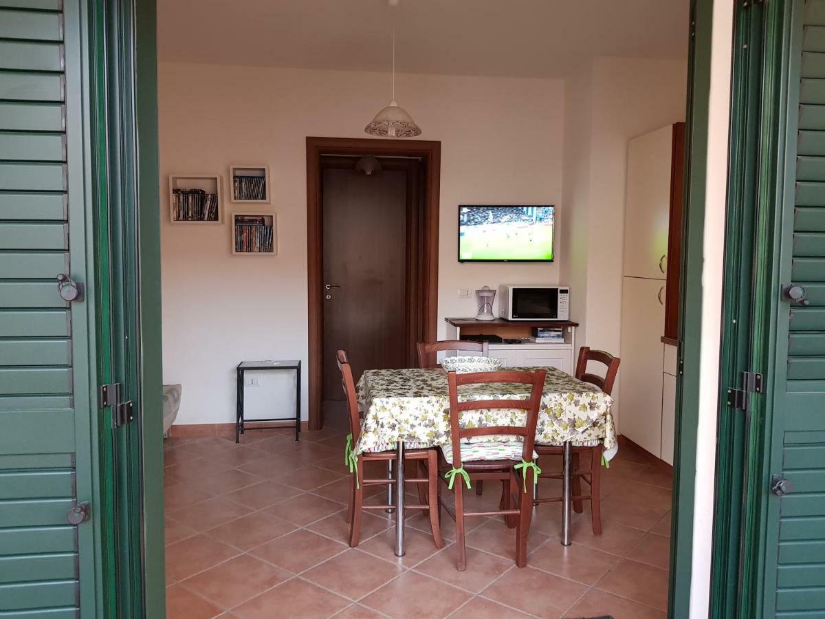 Borgo Lu Canali Da Gavino Apartment Badesi Exterior photo