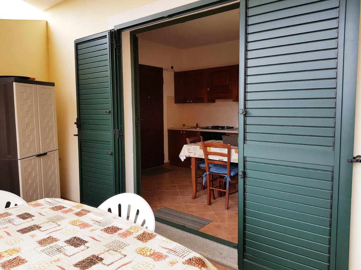 Borgo Lu Canali Da Gavino Apartment Badesi Exterior photo