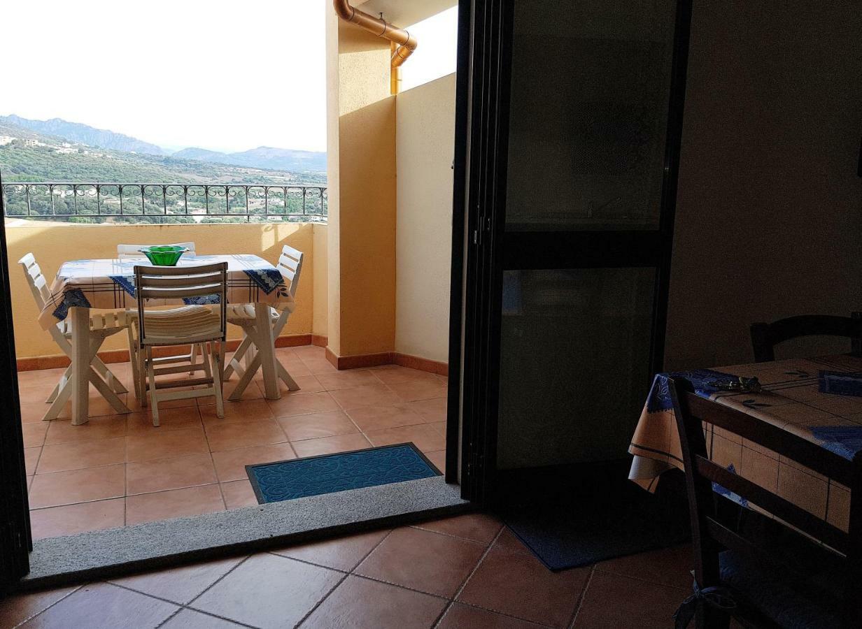 Borgo Lu Canali Da Gavino Apartment Badesi Exterior photo